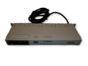 APC AP9211 MASTER SWITCH PDU + AP9606 SMART SLOT WEB MANAGEMENT CARD